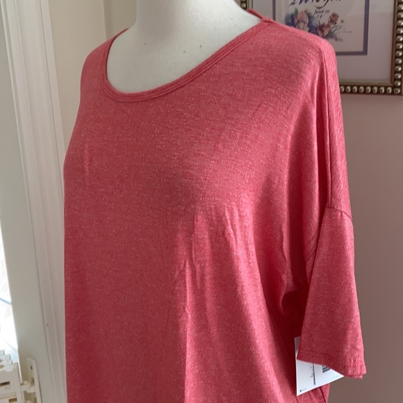 • Lularoe Irma Top • - Picture 4 of 6